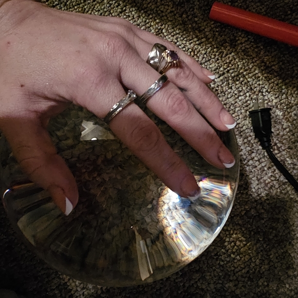 Very large crystal ball - Picture 4 of 5